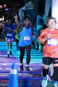 BIB: 4314, 3539, 3463
                            <button type="button" onclick="openModal(26220987)" class="btn btn-primary btn-sm float-right btn-popup" data-toggle="modal" data-target=".modal-high-quality">
                        <i class="fas fa-shopping-cart"></i> Add to Cart
                    </button>
                                            <button type="button" onclick="isThisMe(26220987, true)" class="btn btn-success btn-sm float-right btn-popup btn-isme hidden" data-toggle="tooltip" data-placement="bottom" title="นี่คือรูปของคุณใช่ไหม คลิกที่นี่เพื่อเอาเข้าอัลบั้ม">
                        <i class="fas fa-plus"></i> Add to album
                    </button>
                    <button type="button" onclick="isThisMe(26220987, false)" class="btn btn-warning btn-sm float-right btn-popup btn-isnotme hidden">
                        <i class="fas fa-ban"></i> Remove from album
                    </button>